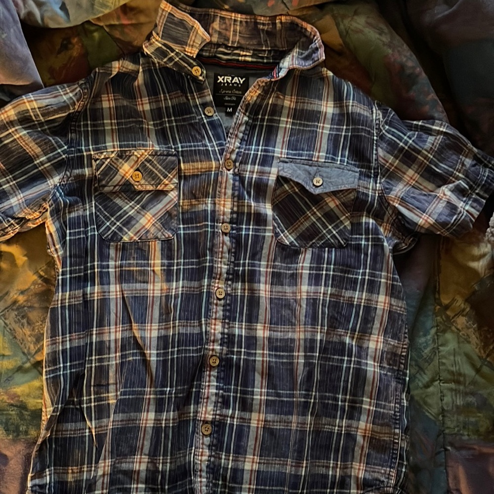 Short sleeve shirt